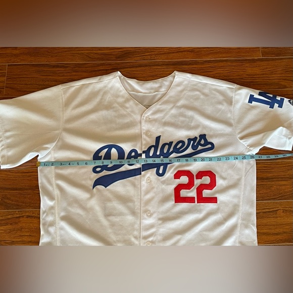 Dodgers Baseball Jersey - #22 Kershaw - Size: 52 - Picture 7 of 10